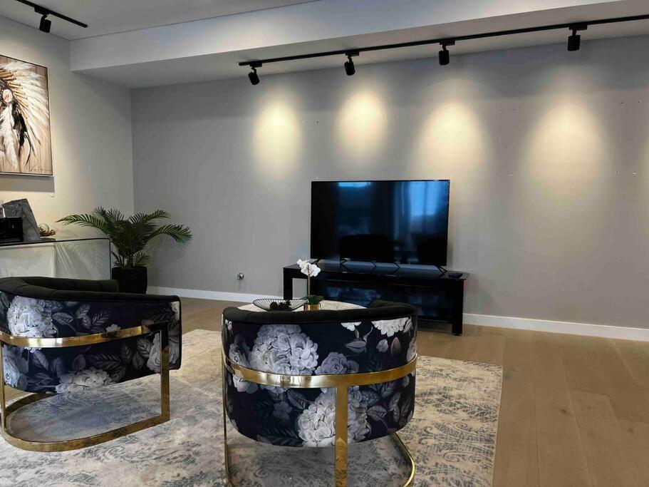 Luxury 3 Bedroom Apartment In Ryde Sydney Exterior photo